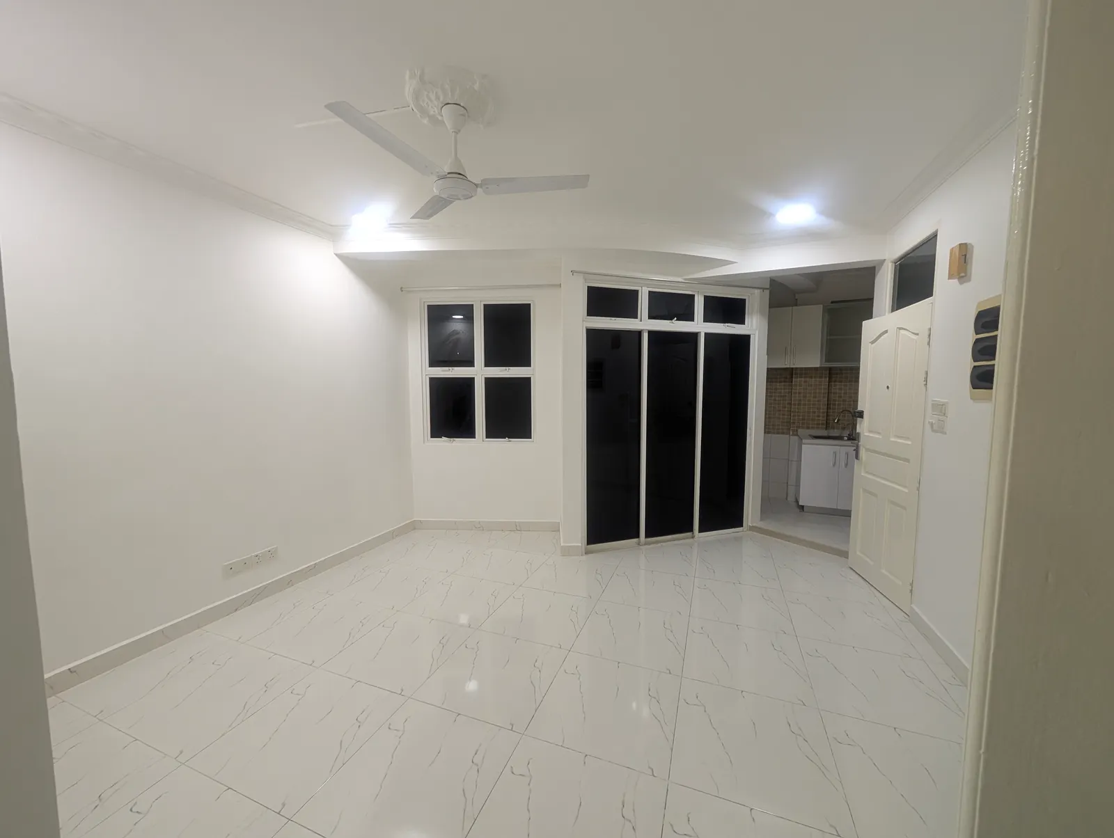 2 Bedroom Apartment in Henveiru – Balcony — Henveiru