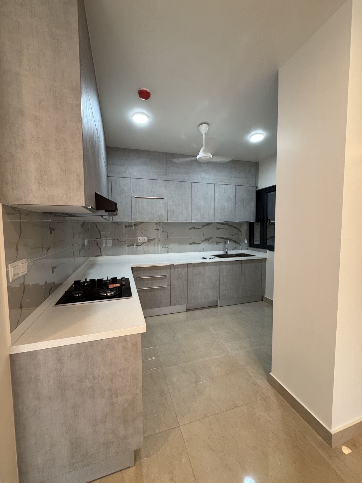 3+1 Bedroom Apartment in Henveiru – Lift & Balcony — Henveiru