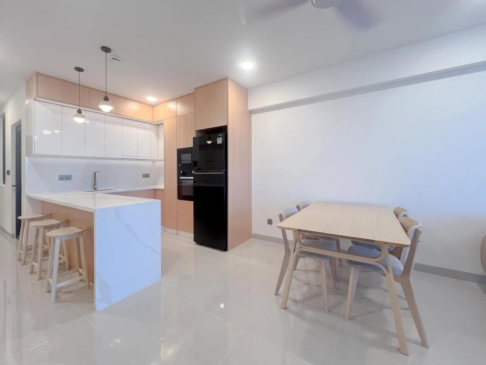 10th Floor 3BR Sunrise View Fully Furnished Apartment at Crystal Residence — Hulhumalé