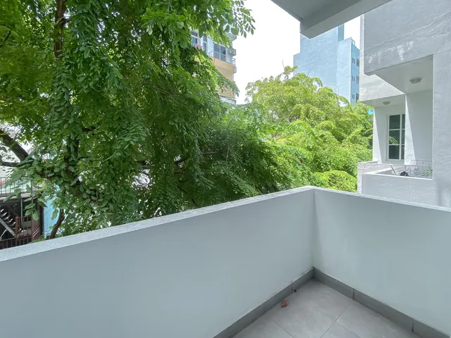 Modern Executive 3-Bedroom Serviced Apartment — Malé