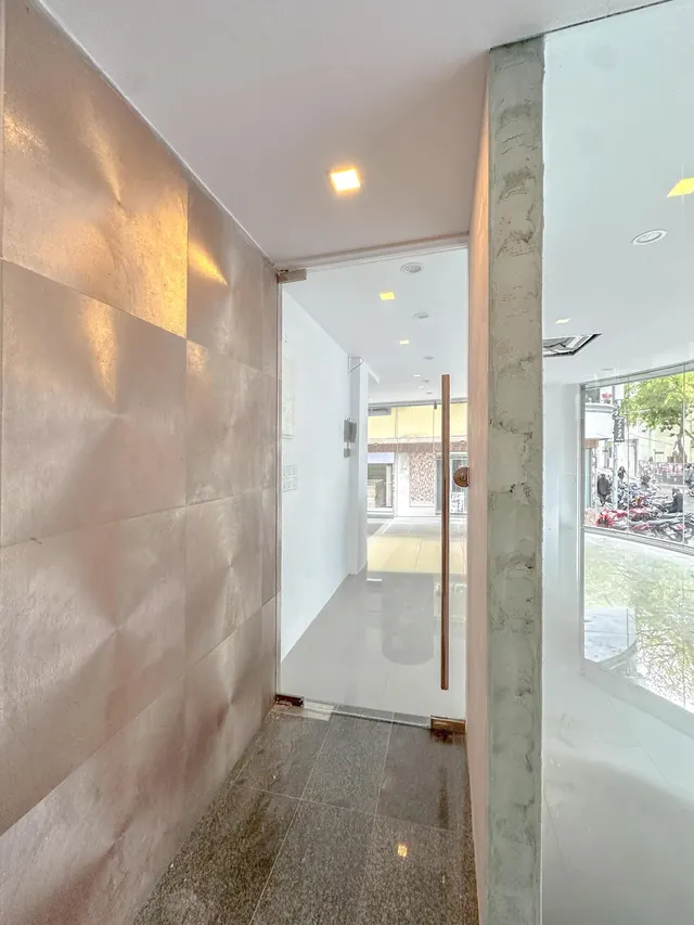 Duplex Commercial Space in Henveiru for Lease — Hulhumalé
