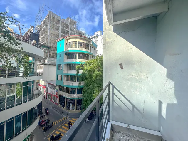 Versatile Commercial Space — Malé