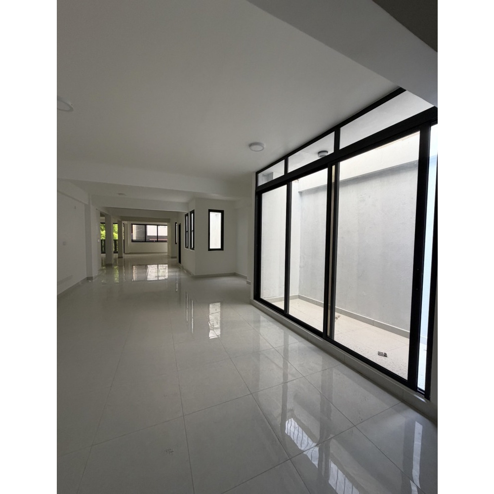 NEW Office Space For Immediate Rent in Male' — Malé — Maafannu