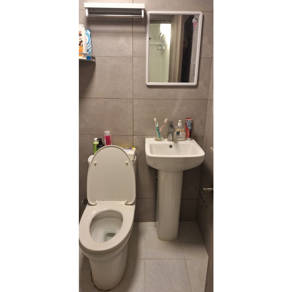 1 room out of 3 rooms apartment for rent, exclusively for female tenant! — Hulhumalé