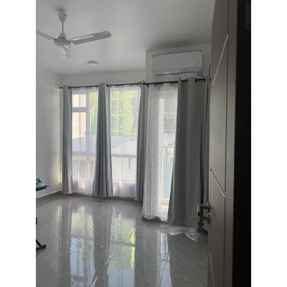 Spacious & Well-Ventilated Two-Room Apartment for Rent — Malé — Galolhu