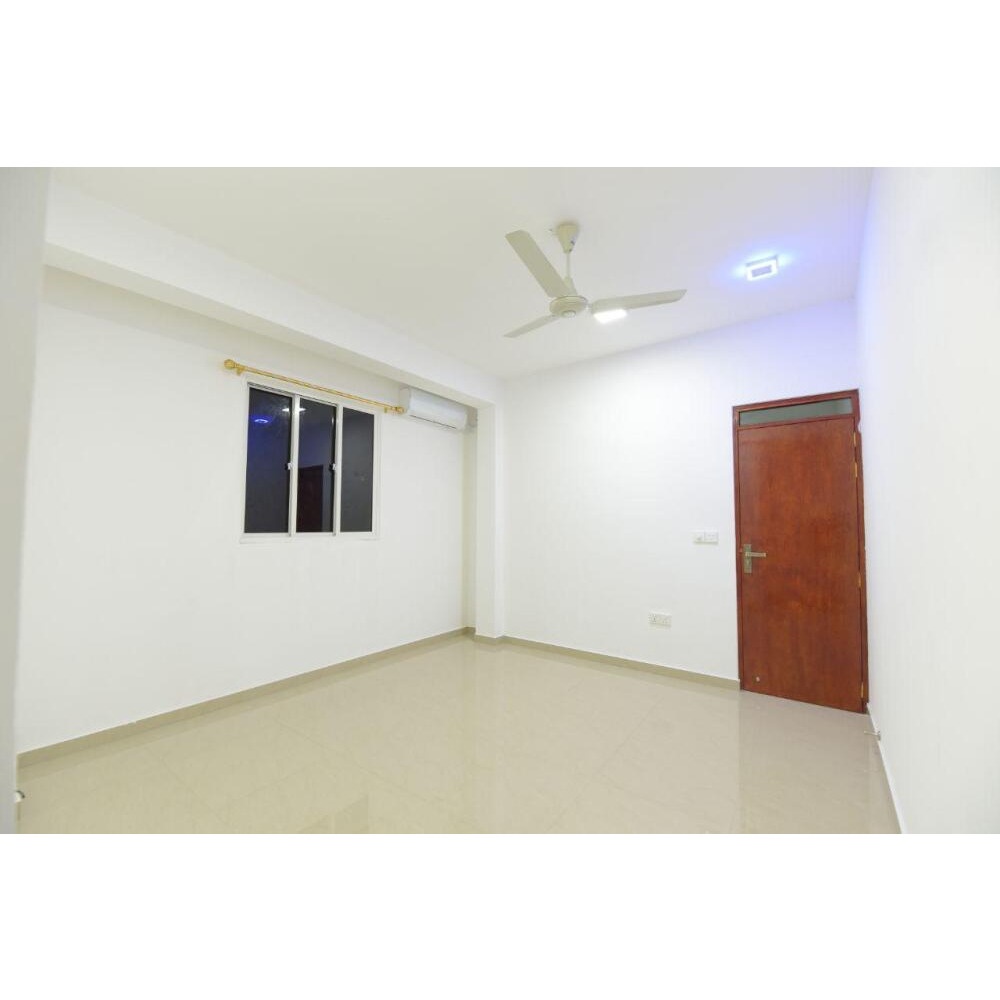 Ventilated 1 Rm Aptmnt, AC Rm, Hot Water, Balcony, Card Lock & Cameras.. — Malé — Machchangolhi
