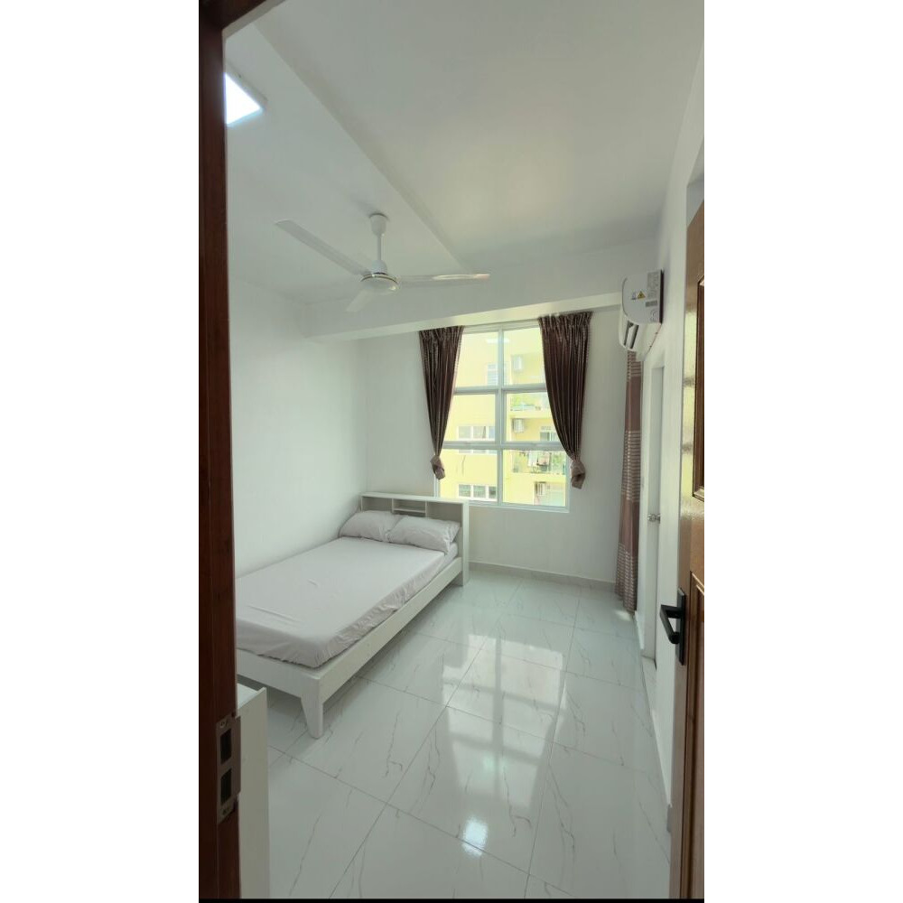 Room For Monthly Rent. Near Rasfannu Beach, Separate Entrance. Fully Furnished — Malé — Maafannu