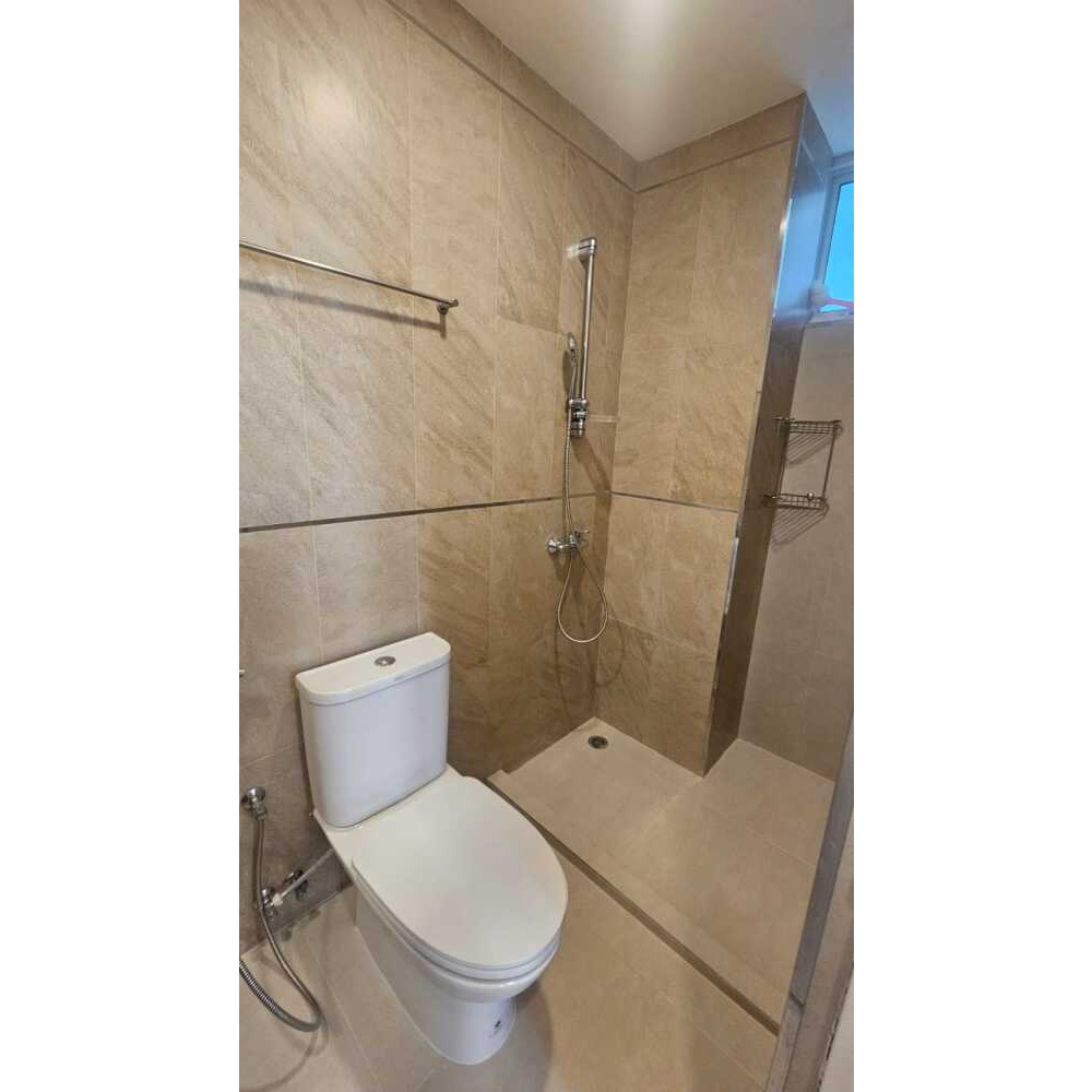 1 Bed Room Apartment 1st Floor ( With Balcony ) Phase 1 Near Rehendhi Ground — Hulhumalé