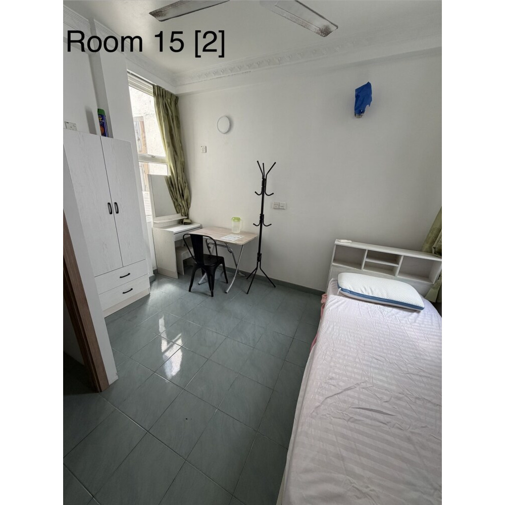 Private room. Shared bathroom. 4th floor NO lift — Malé — Henveiru