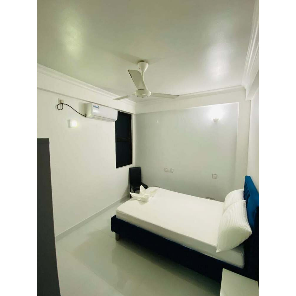 Room for daily rent male Chaandheene magu Near Add- On- Store — Malé — Machchangolhi