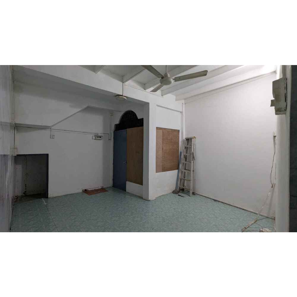 2 ROOM APARTMENT W/ BATHROOM, LIVING ROOM AND KITCHEN FOR RENT — Malé — Maafannu