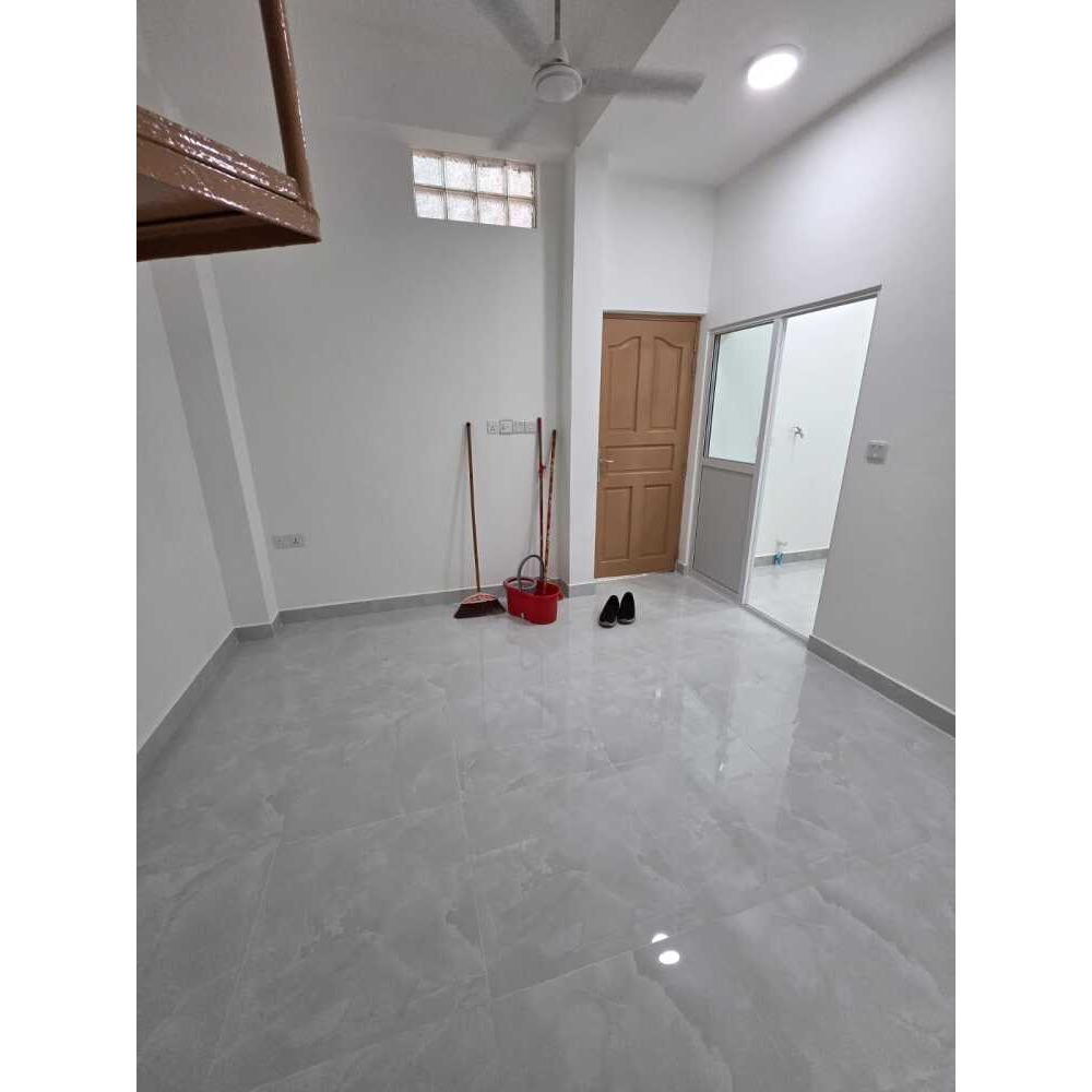 Beautifully renovated 3-storey house for Rent — Malé — Henveiru
