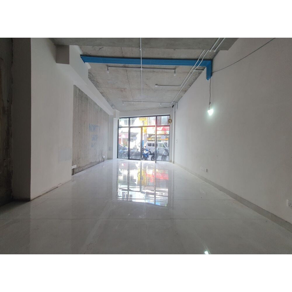 Showroom Shop, Godown Warehouse, Commercial Office Space Ground and first floor. — Malé — Maafannu