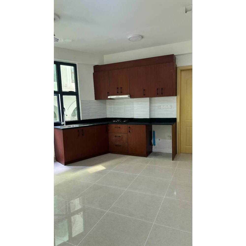 3-bedroom apartment with attached bathrooms & living area for rent - MVR 20,000 — Malé — Machchangolhi
