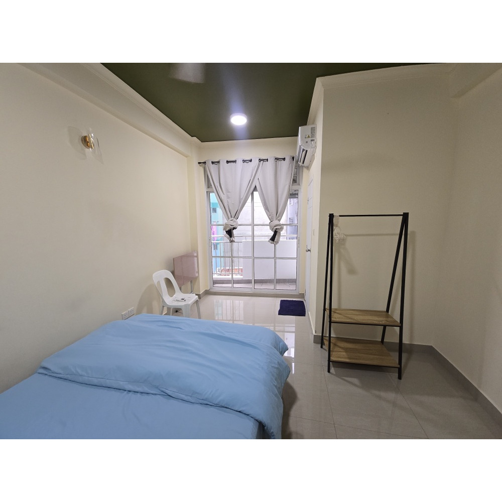 AC Rooms with Balcony for Monthly Rent. Sharing Kitchen — Malé — Machchangolhi