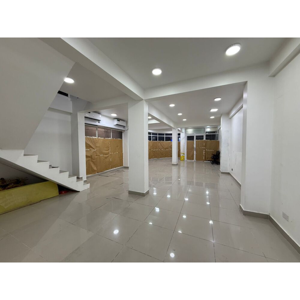 Shop, Mart, Showroom, Office, Godown Warehouse, Commercial Space, Ground/first — Malé — Maafannu