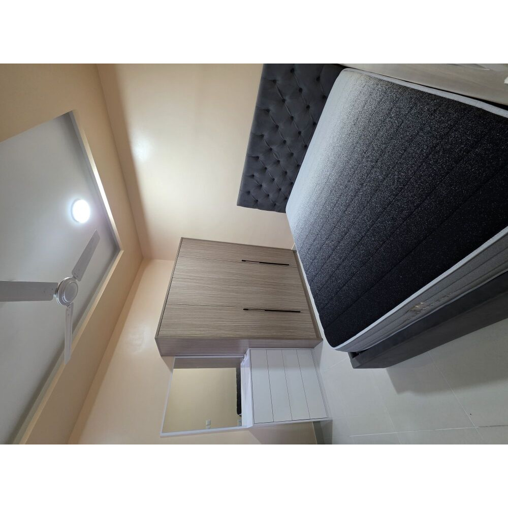One room for rent from three rooms apartment hulhumale phase2 — Hulhumalé
