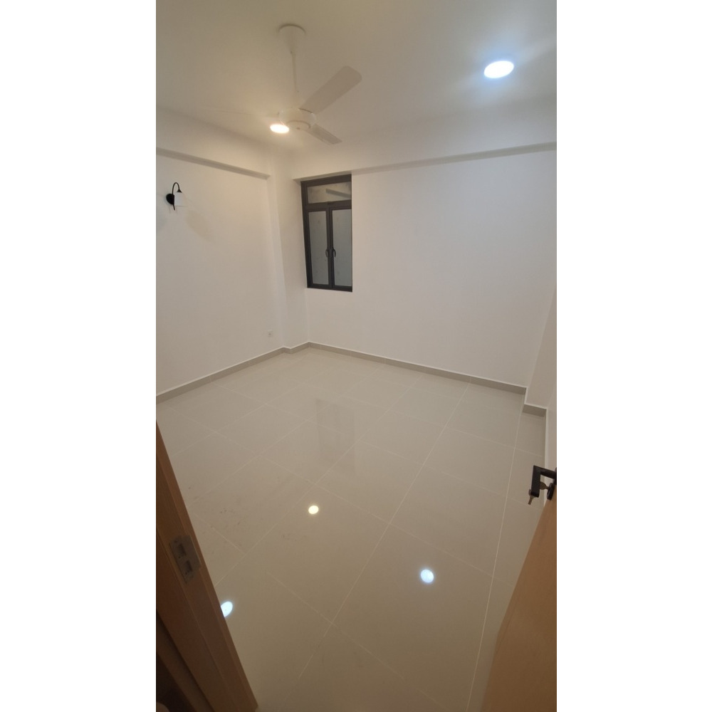 ? NEW APARTMENT ROOM FOR RENT? — Malé
