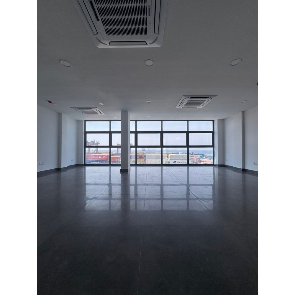 Office Space in Comercial Building (3rd Floor) — Malé — Maafannu