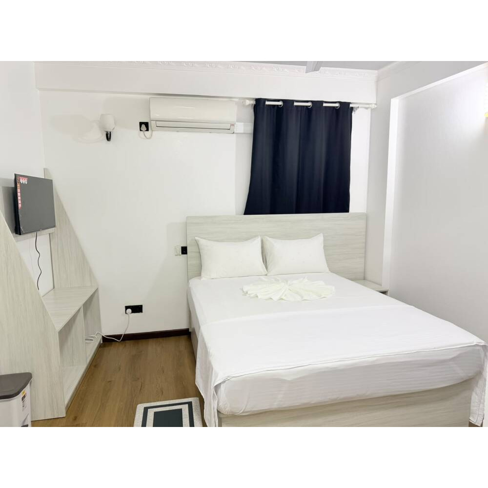 Room for daily rent male Chaandheene magu Near Add- On- Store — Malé — Machchangolhi