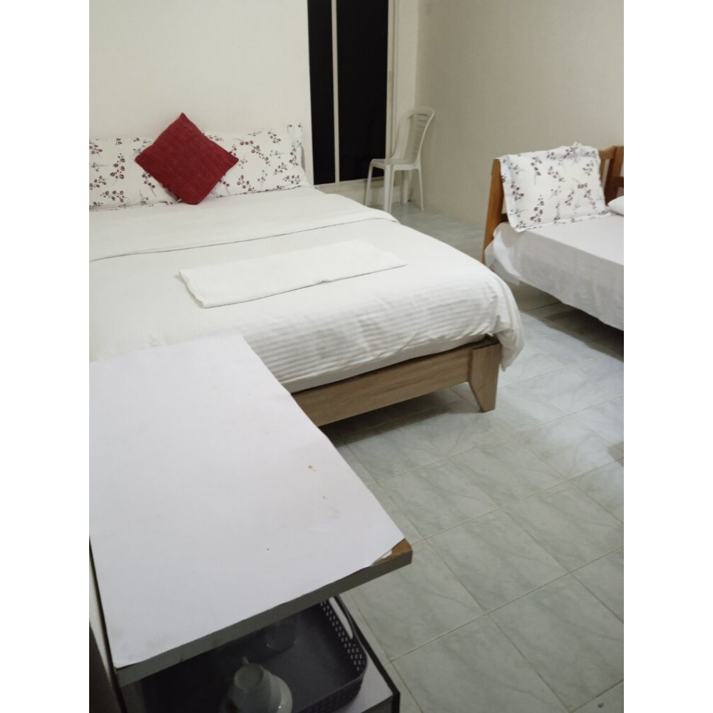 Hulhumale Ac, tv, WiFi, hot water,etc available Room for daily Rent — Hulhumalé