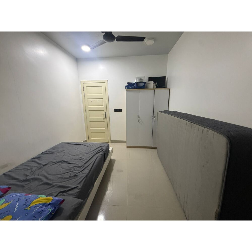 1 room from 2 room apartment for Monthly Rent (female only) — Malé — Henveiru