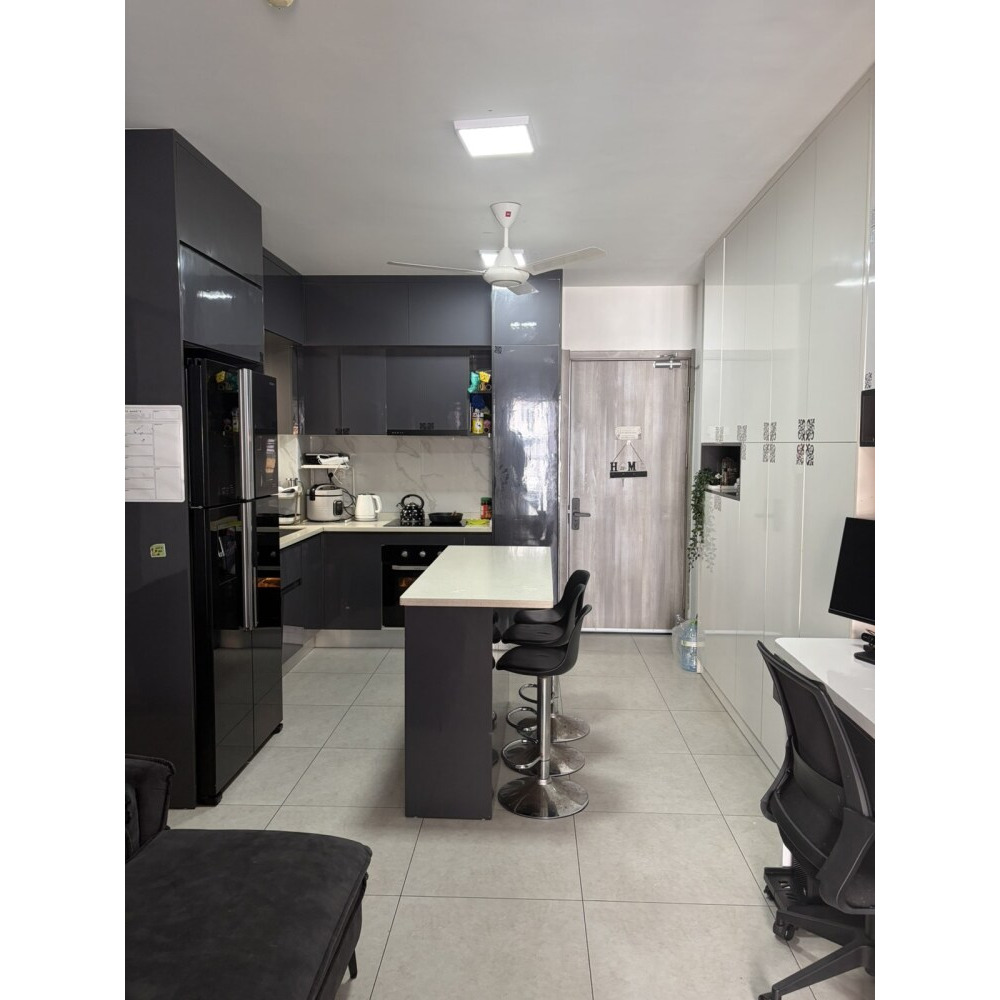 3-BEDROOM APARTMENT FOR RENT AT VINARES 9B — Hulhumalé