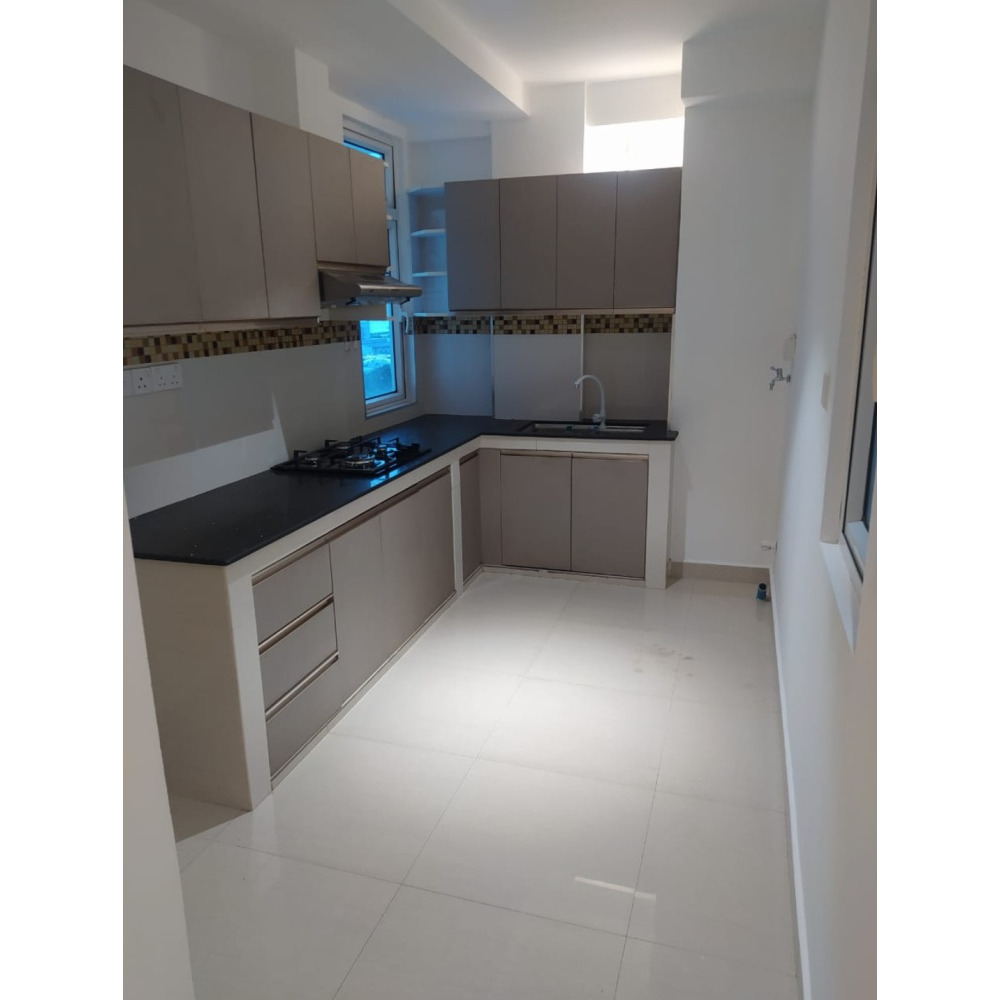 2 Room Apartment, 8 floor in Henveyru — Malé — Henveiru