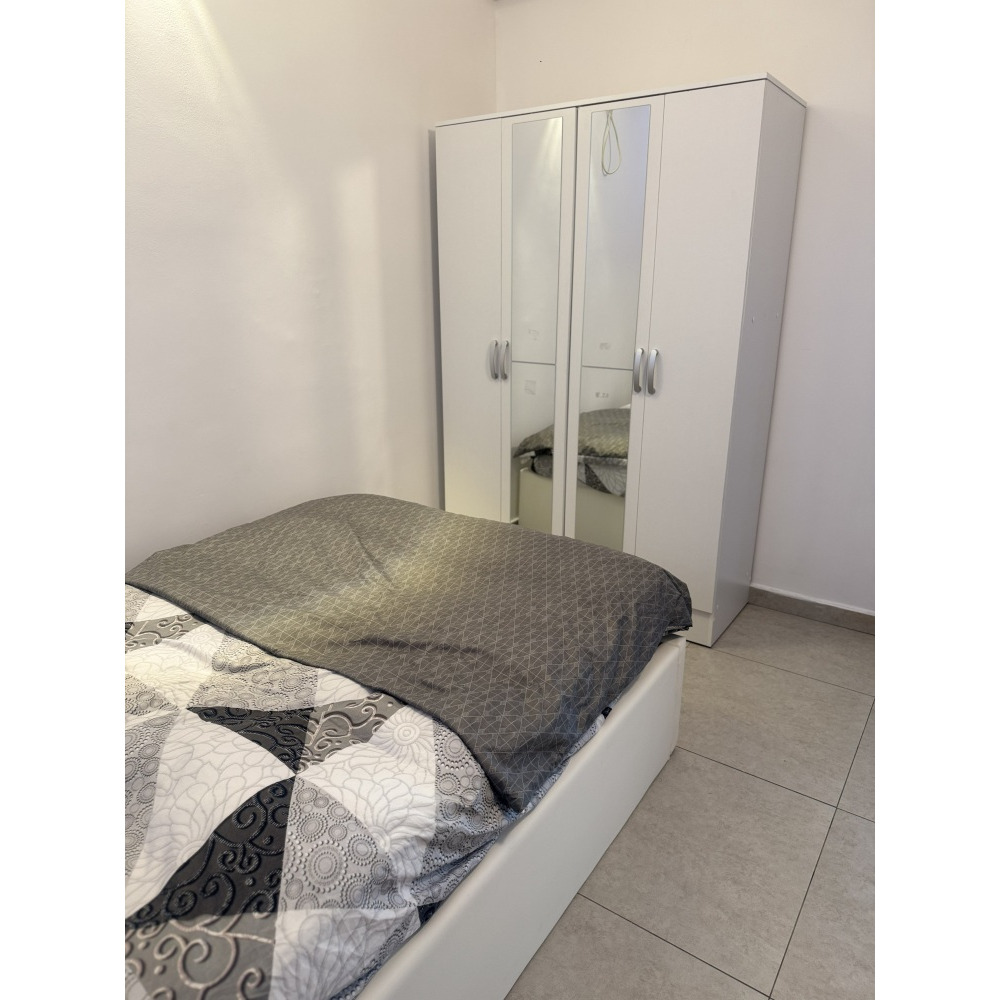 1 Room for rent from a shared apartment ideal for a local female tenant — Hulhumalé