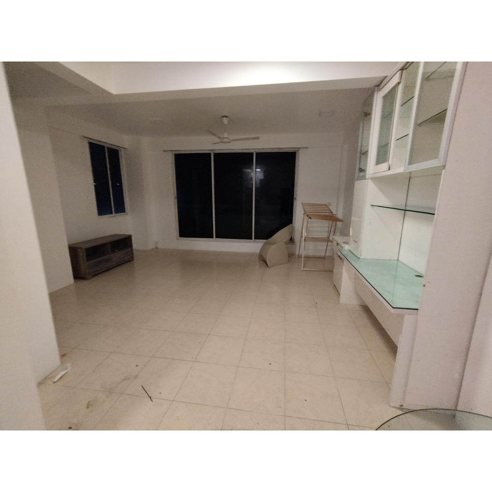 3+3 Apartment for rent in Henveyru (Male' Green Zone Area) — Malé — Henveiru