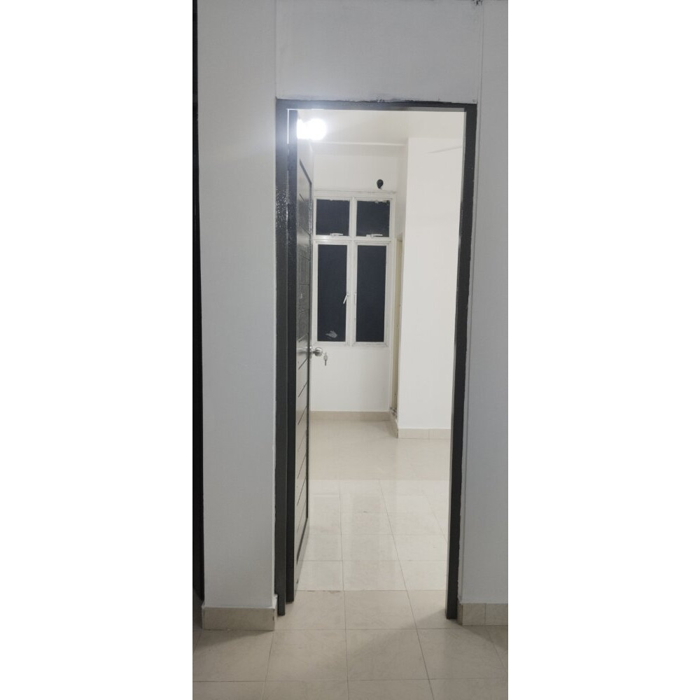 2 Room apartment for rent in henveyru ground road with great ventilation — Malé — Henveiru