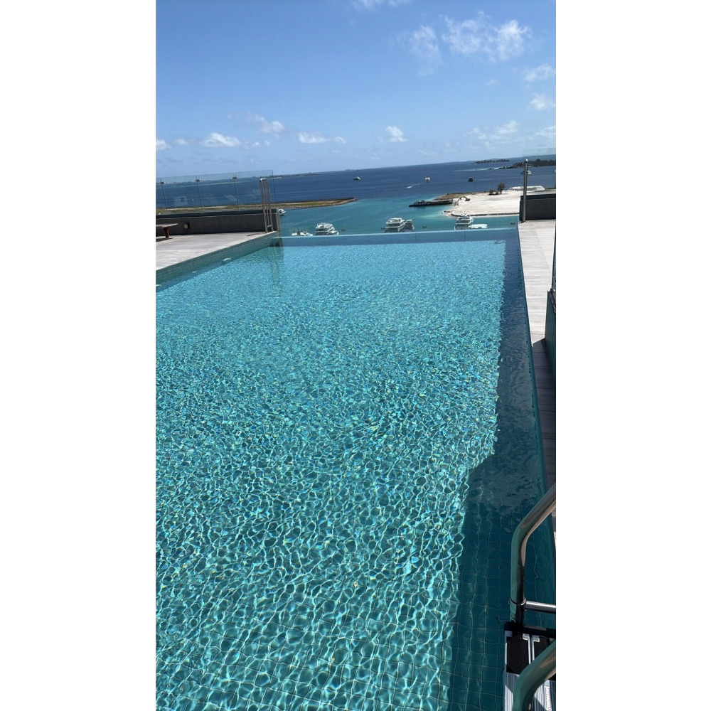 Modern 12th-Floor 2-Bedroom Apartment Oceanfront Residence — Hulhulé