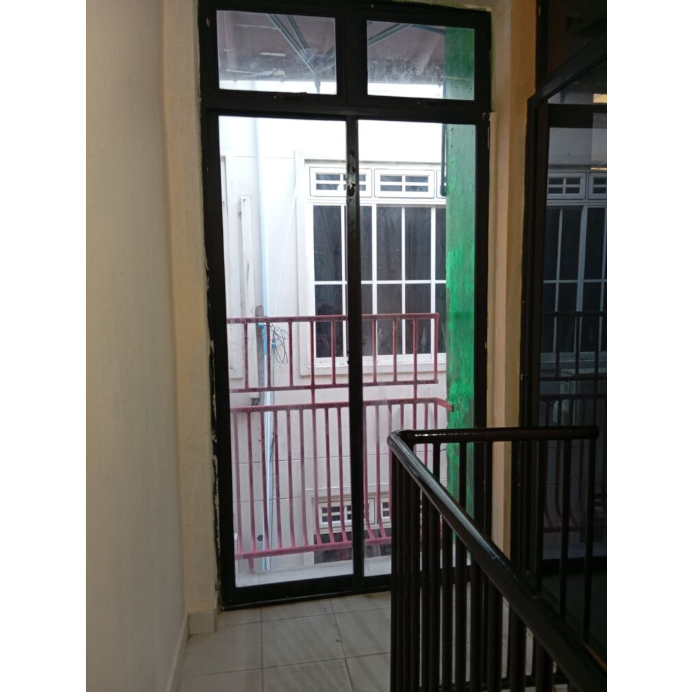 2 room apartment with attached toilet and separate kitchen (call ) — Malé — Galolhu