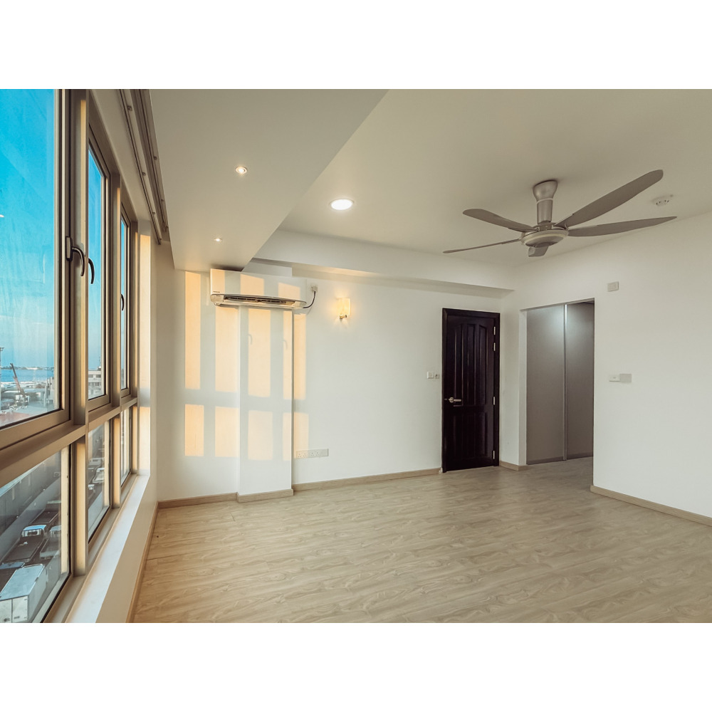 Premium Oceanfront Property for Rent Ideal for Office or Residence — Malé — Maafannu