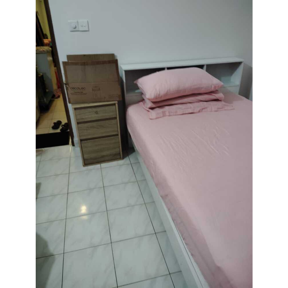 Single room available for an expat. Call — Malé — Henveiru