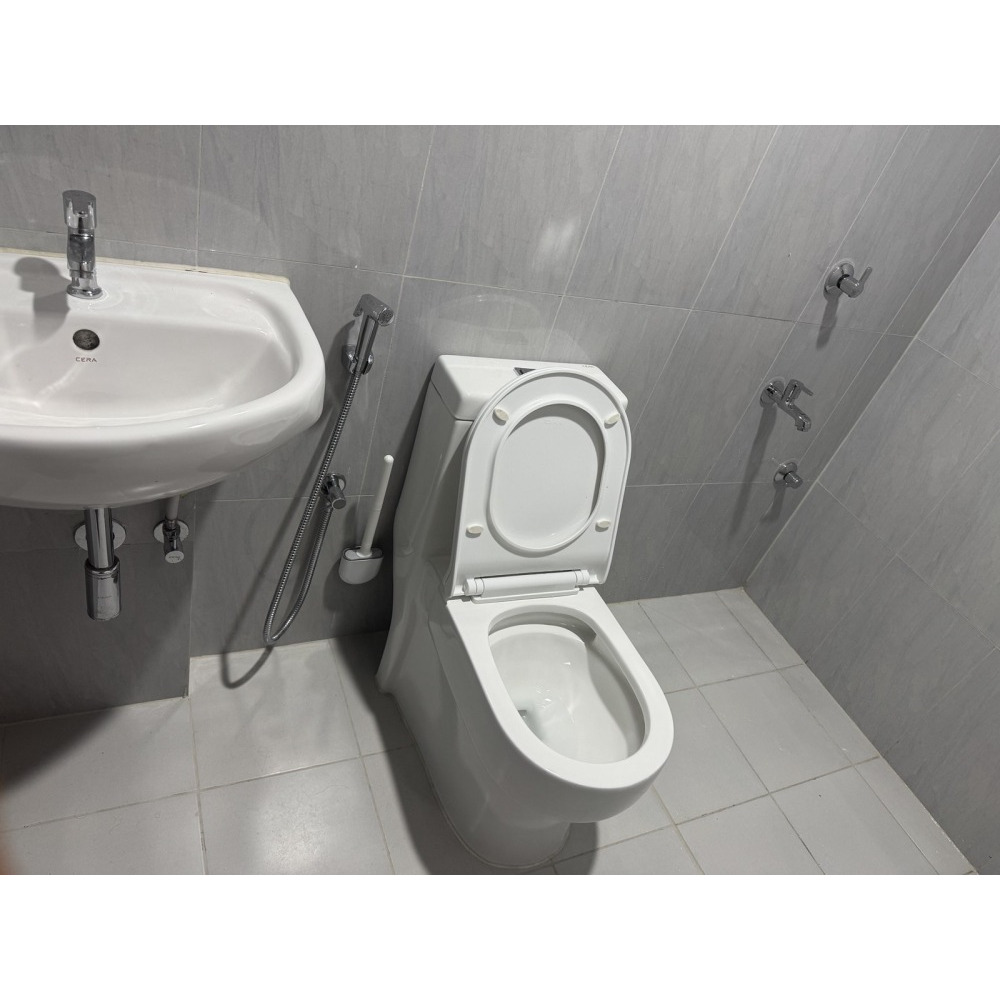 Clean and comfortable room for daily rent from Hulhumale — Hulhumalé