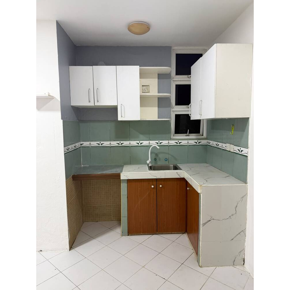 Apartment for Rent (2 Rooms attached Toilet) — Malé — Henveiru