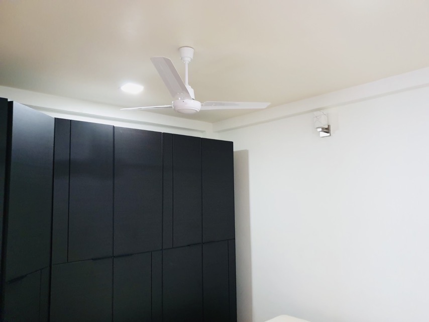 Fully Furnished separate entrance 1 Room MVR 8500 — Malé — Henveiru