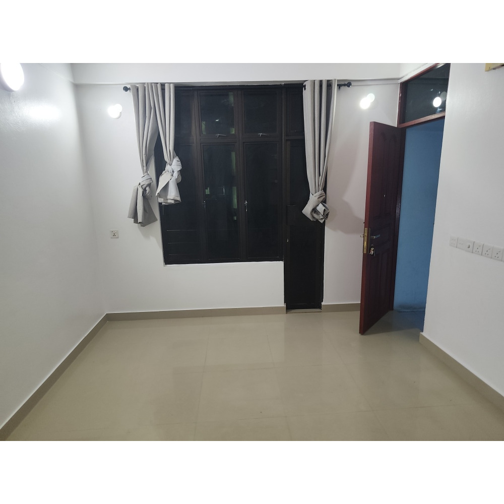 3 Room apartment with attached toilet — Malé — Henveiru