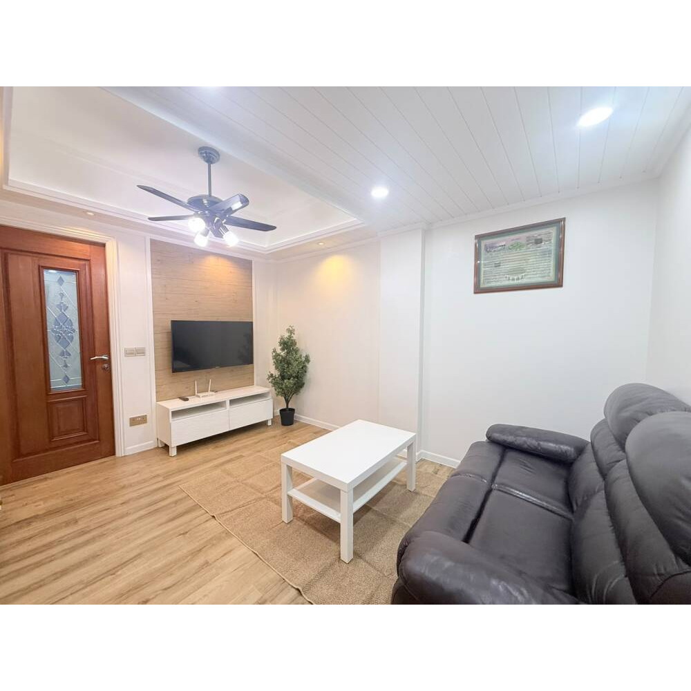 Semi-Furnished 4 Bedroom Luxury Apartment, Henveyru near Janavaree Magu — Malé — Henveiru