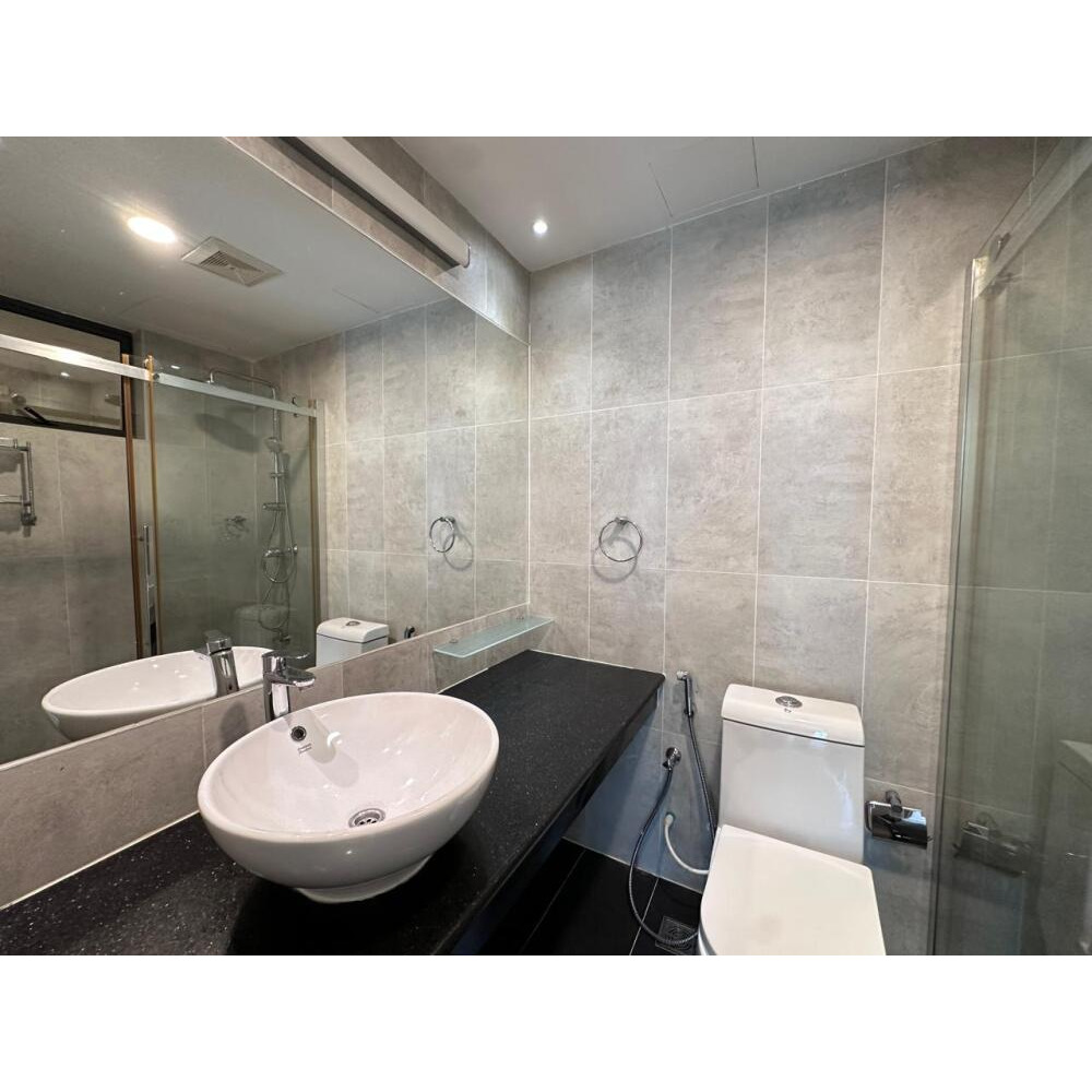 1 Bedroom Spacious Luxury Apartment - Fully Furnished - USD 1200 — Malé — Machchangolhi