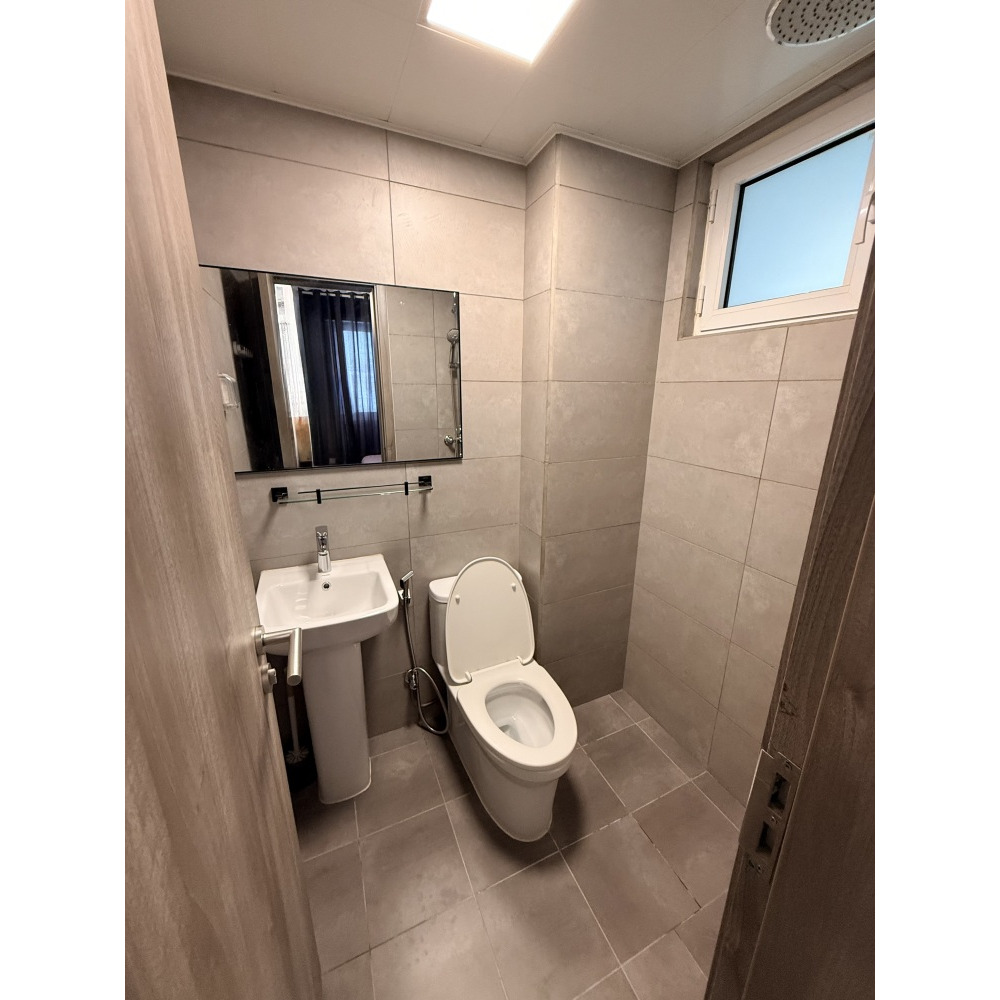 ONE ROOM FOR RENT FROM THREE ROOMS APARTMENT — Hulhumalé