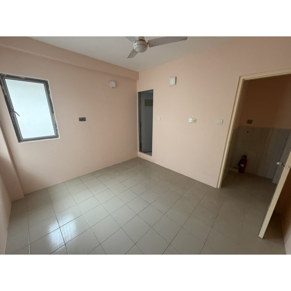 5 room Apartment for rent - Msg — Hulhumalé