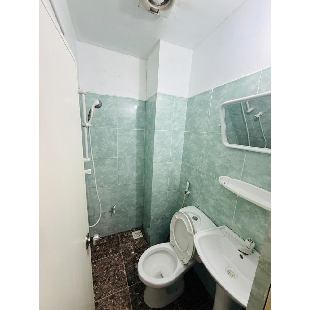 Room for Daily rent /.. monthly room available..9000/-mvr no Adva — Malé — Galolhu