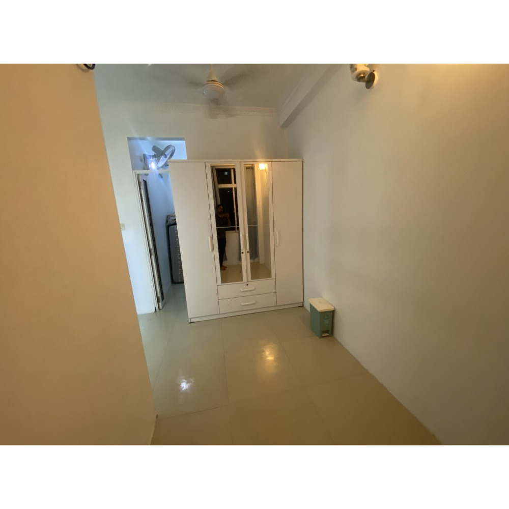 One room apartment with semi furnished. 12,000 — Malé — Maafannu
