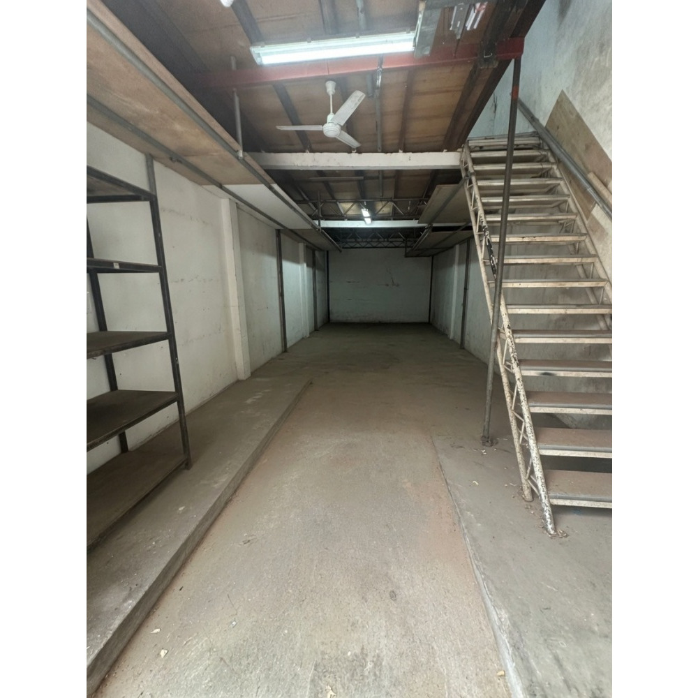 Godown Space for long term lease — Malé — Henveiru