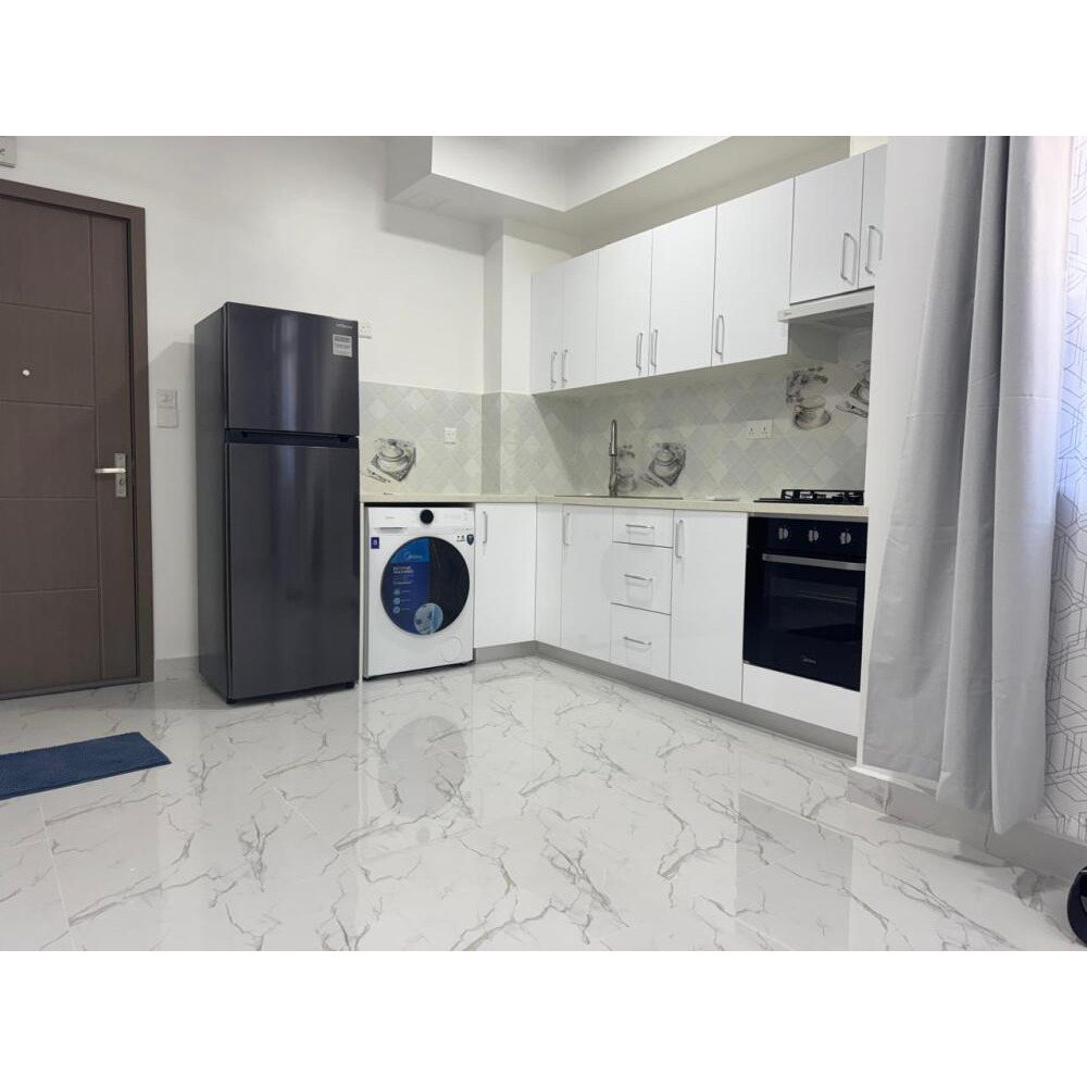 Spacious & Well-Ventilated Two-Room Apartment for Rent — Malé — Galolhu