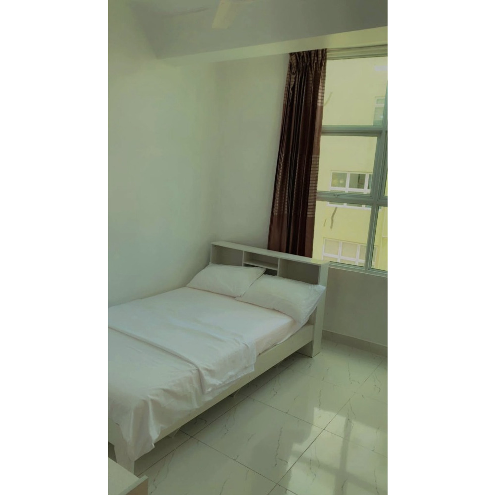 1 Fully furnished AC room for rent with separate entrance Water&Electricity free — Malé — Maafannu