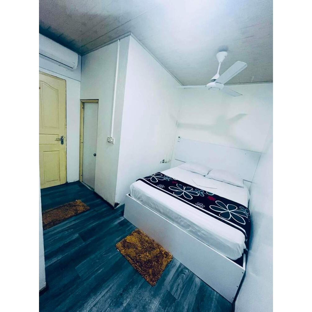 Room for daily & hourly rent — Malé — Galolhu