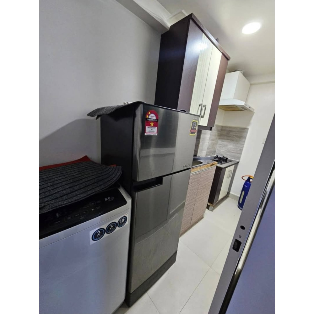 Fully Furnished 1 Bedroom Apartment With Attach Toilet & Kitchen — Malé — Henveiru